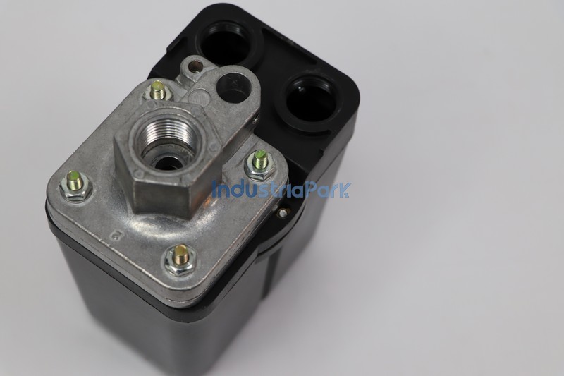 PRESSURE SWITCH 7.0219.0