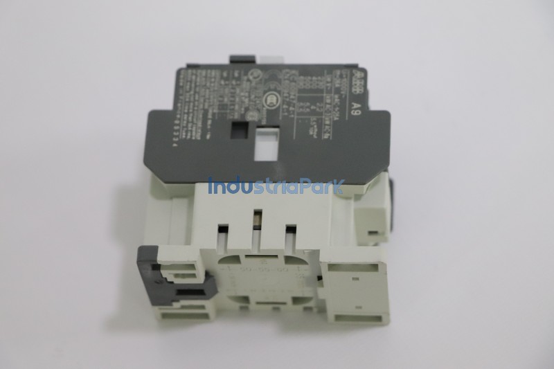 CONTACTOR 230V 50/60 HZ A 7.5750.0