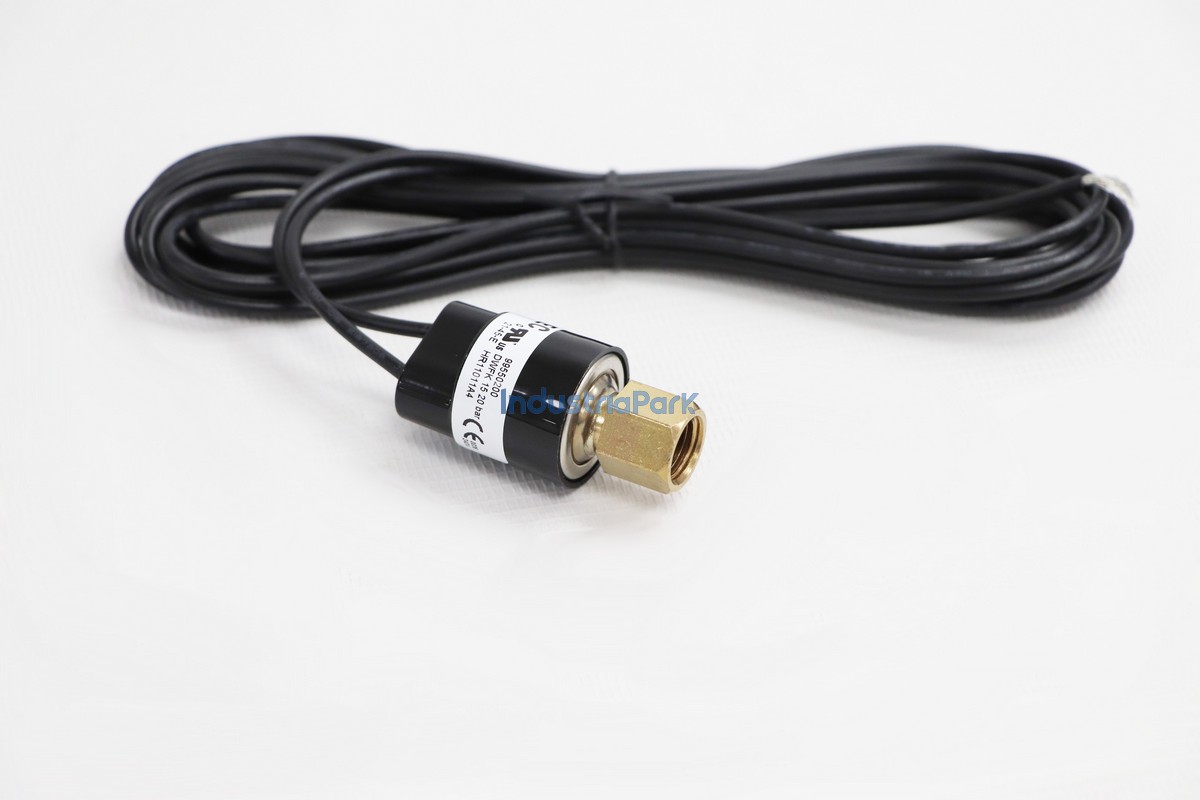 Pressure switch, fan1    E20,7/A15,9bar