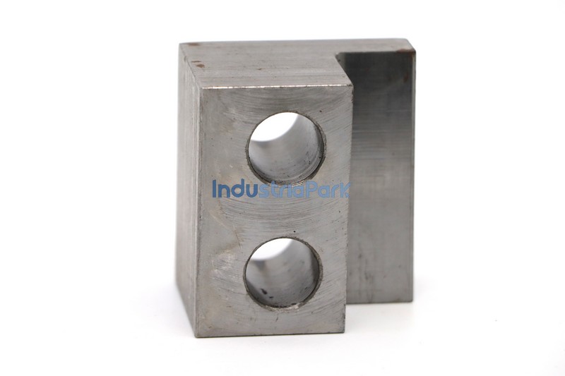 CLAMP PIECE,RIGHT  10032788