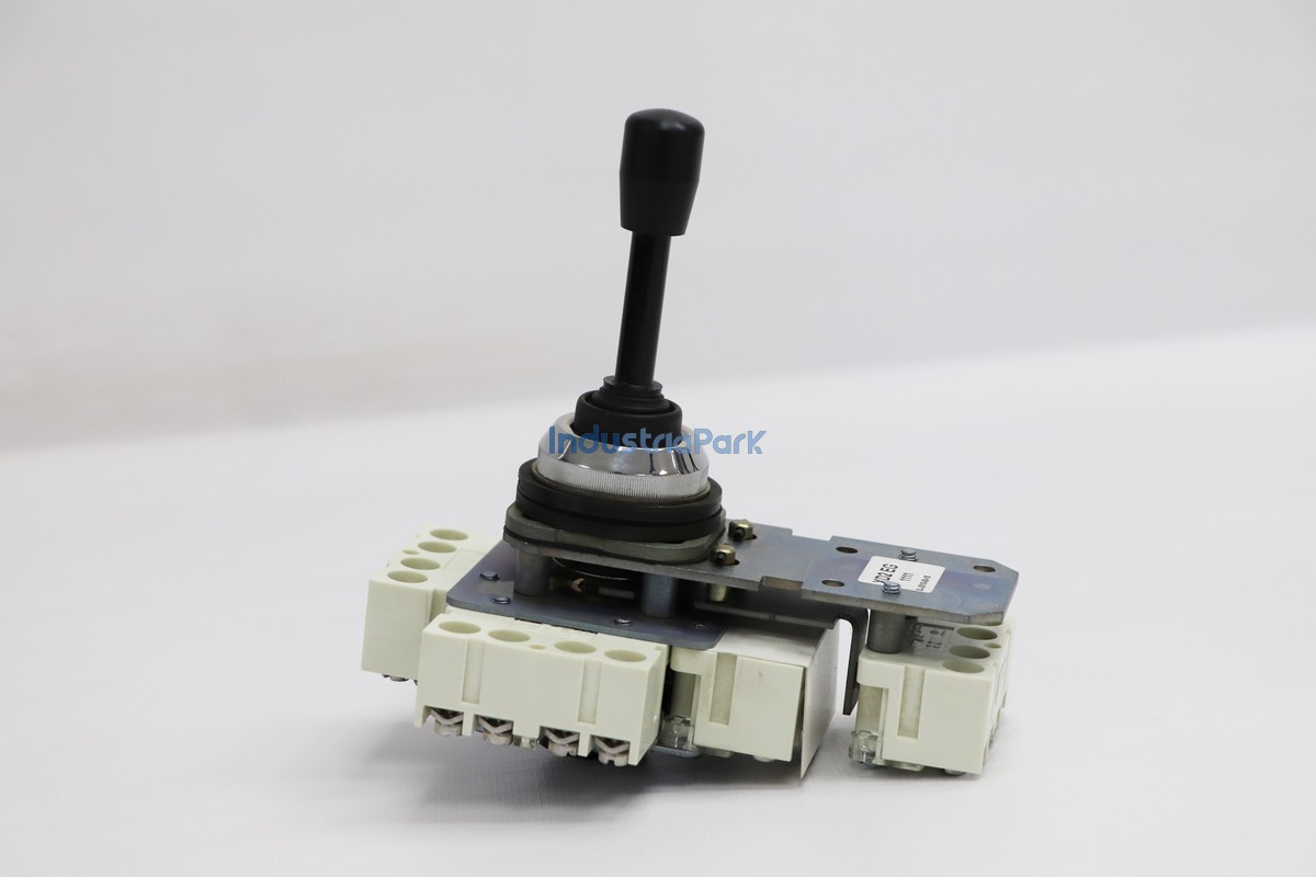CONTROL SWITCH 30.5MM  10029655