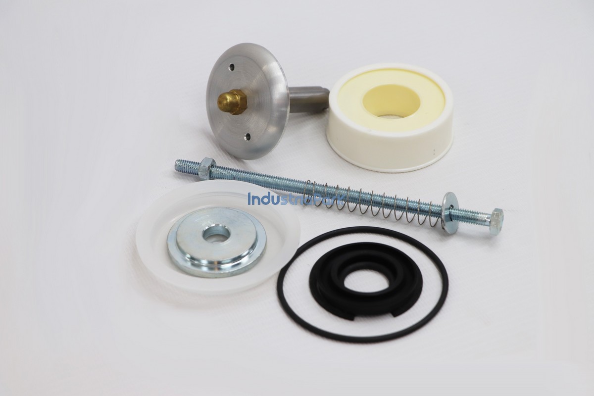 MAINTENANCE KIT